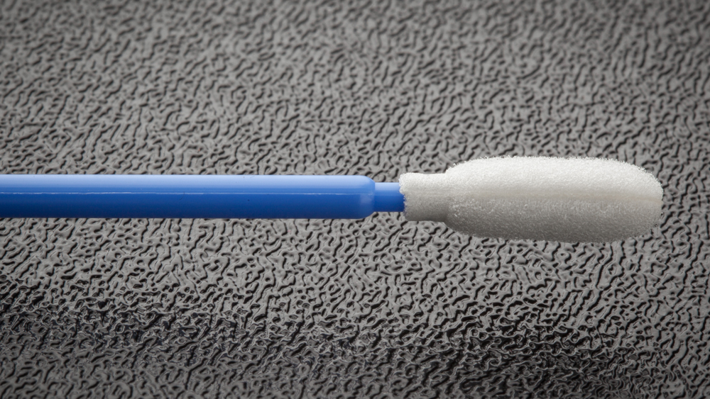 Foamtec HT1011 CleanWIPE Swab Tip Close Up